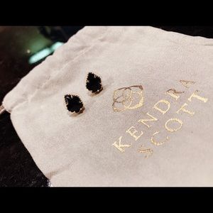 Brand New Kendra Scott Tessa stud earrings